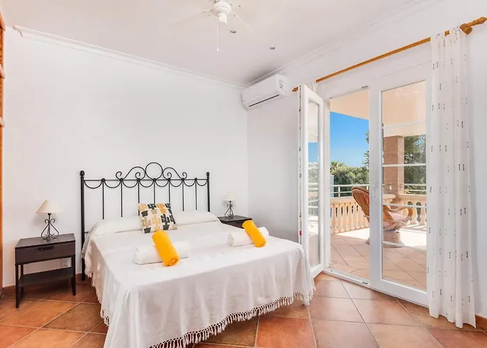 Maria Isabel Cala Blanca (Menorca)